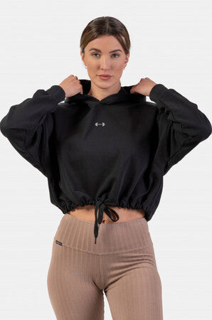 NEBBIA Loose Fit Crop Hoodie Iconic (Black) - Fit Puoti